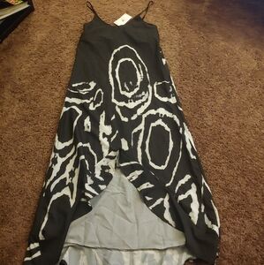 NWT yaoran black&white hi low maxi dress